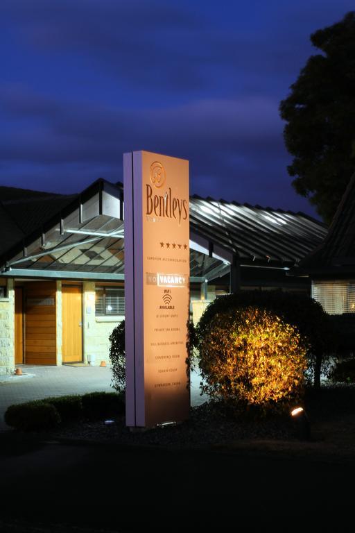 Bentleys Motor Inn Palmerston North Exterior foto