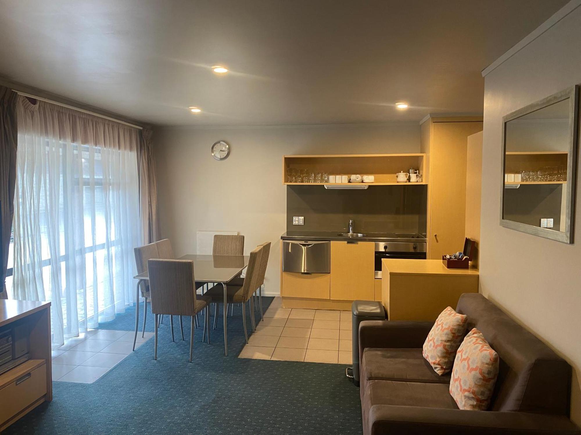 Bentleys Motor Inn Palmerston North Exterior foto