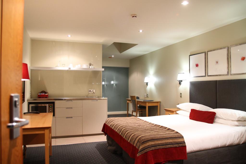 Bentleys Motor Inn Palmerston North Exterior foto